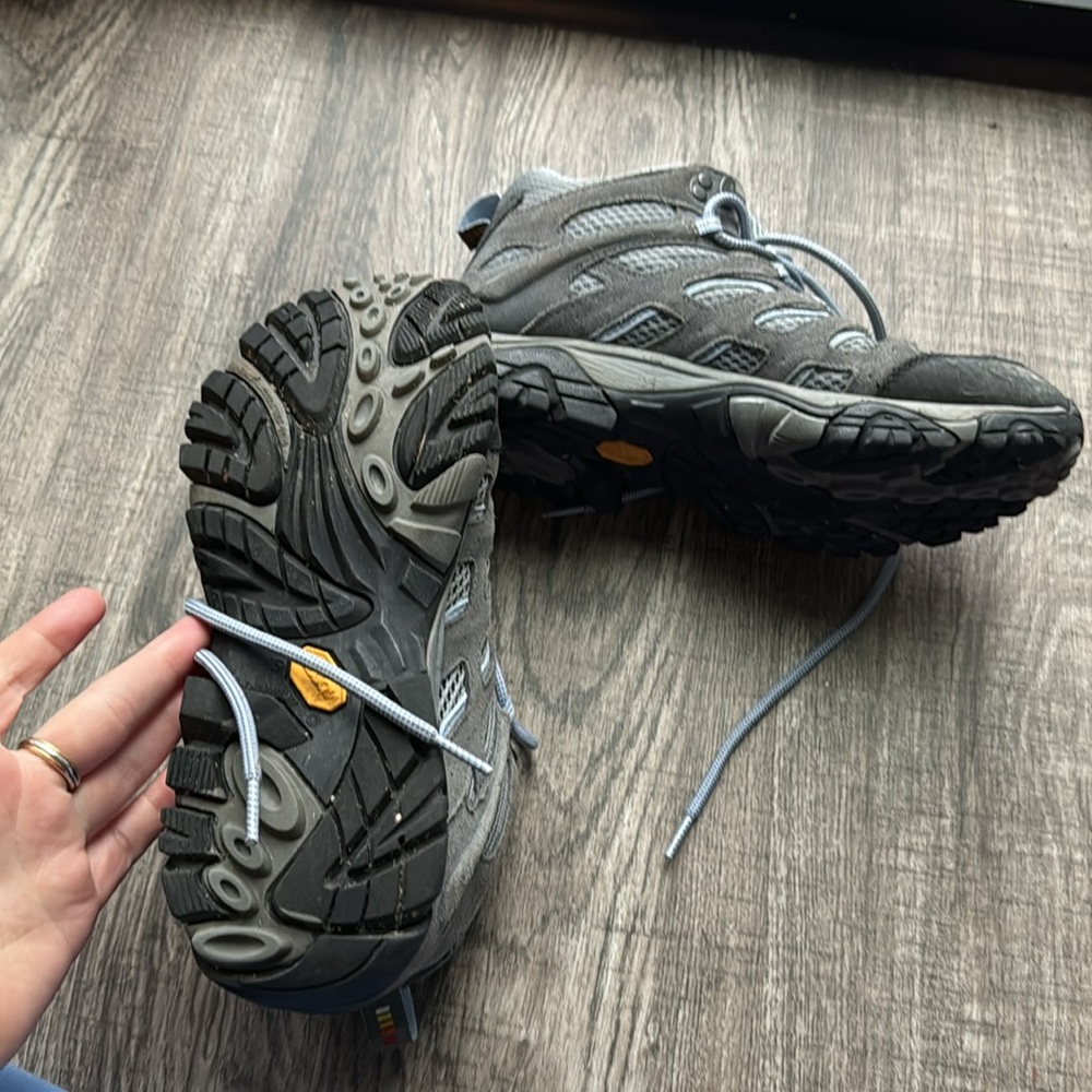 Merrell Boots - Picture 4 of 4
